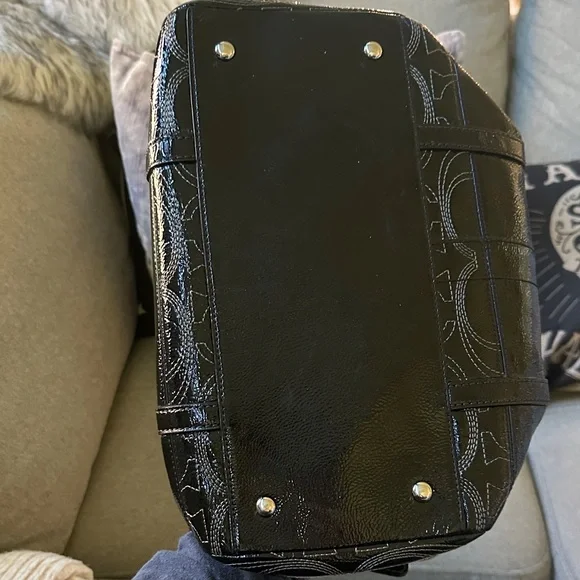 Coach Signature Madison Black Patent Leather Satchel - Picture 3 of 3